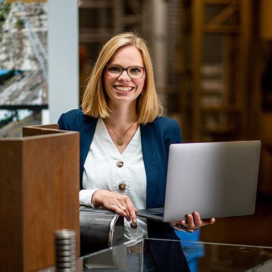 Von der Auszubildenden Industriekauffrau zur Mitarbeiterin der Personalabteilung